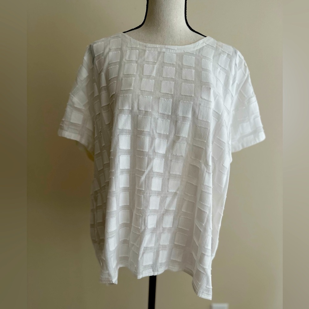Eileen Fisher White Textured Blouse